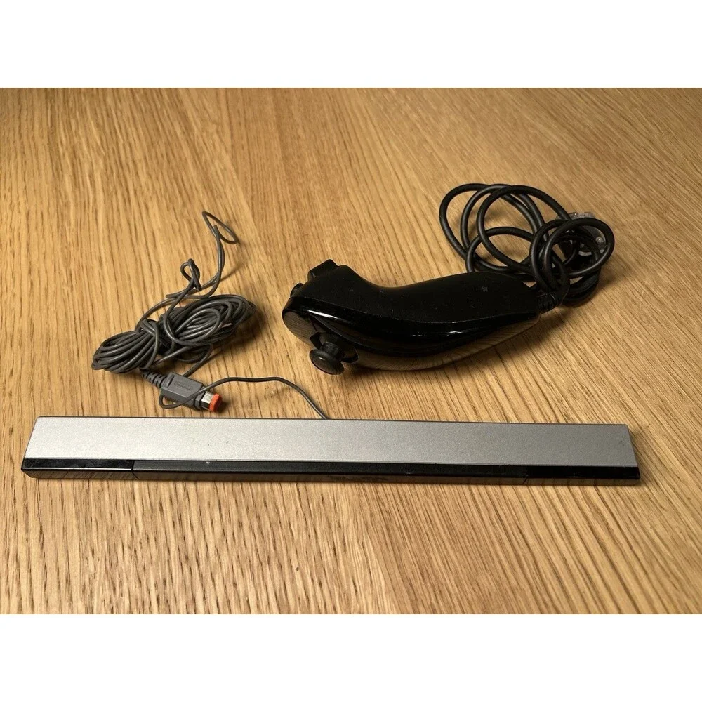 Nintendo Wii 2x Remote Controller , Nunchuck And Wii Sensor, 3x Case - UNTESTED